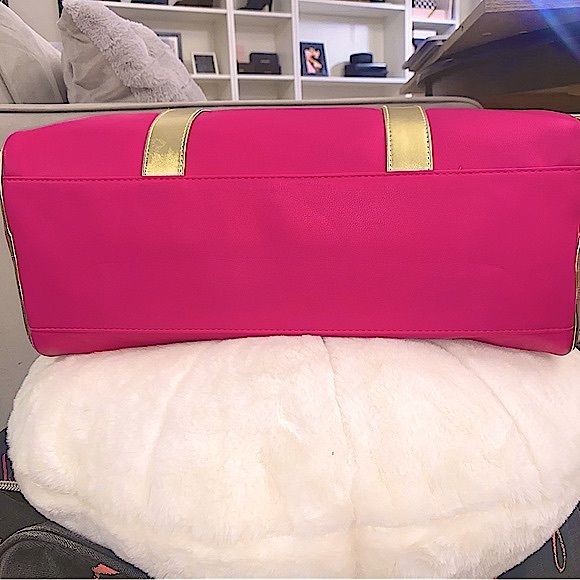Juicy Couture Pink Overnight Weekender Duffle Bag - Picture 5 of 10